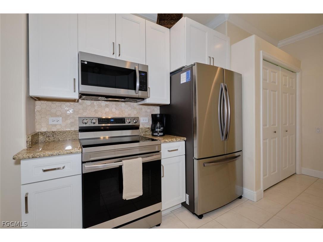 8853 Bristol Bend Fort Myers FL 33908 2026007212 image24