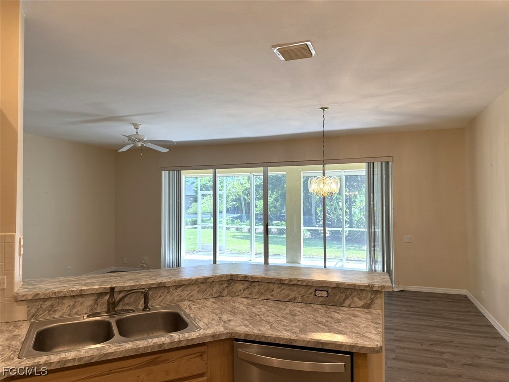 8853 Middlebrook Drive Fort Myers FL 33908 2025007189 image18