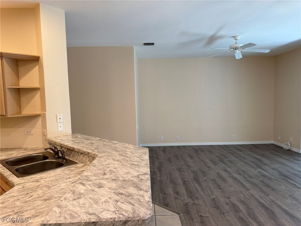 8853 Middlebrook Drive Fort Myers FL 33908 2025007189 image20