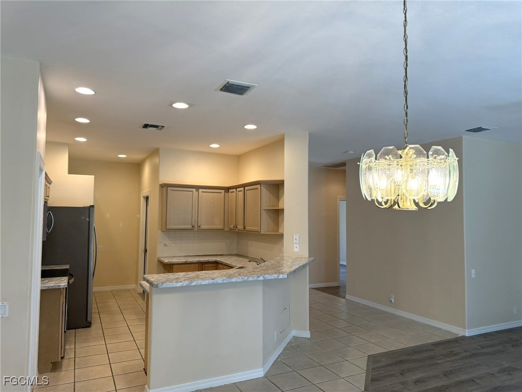 8853 Middlebrook Drive Fort Myers FL 33908 2025007189 image3