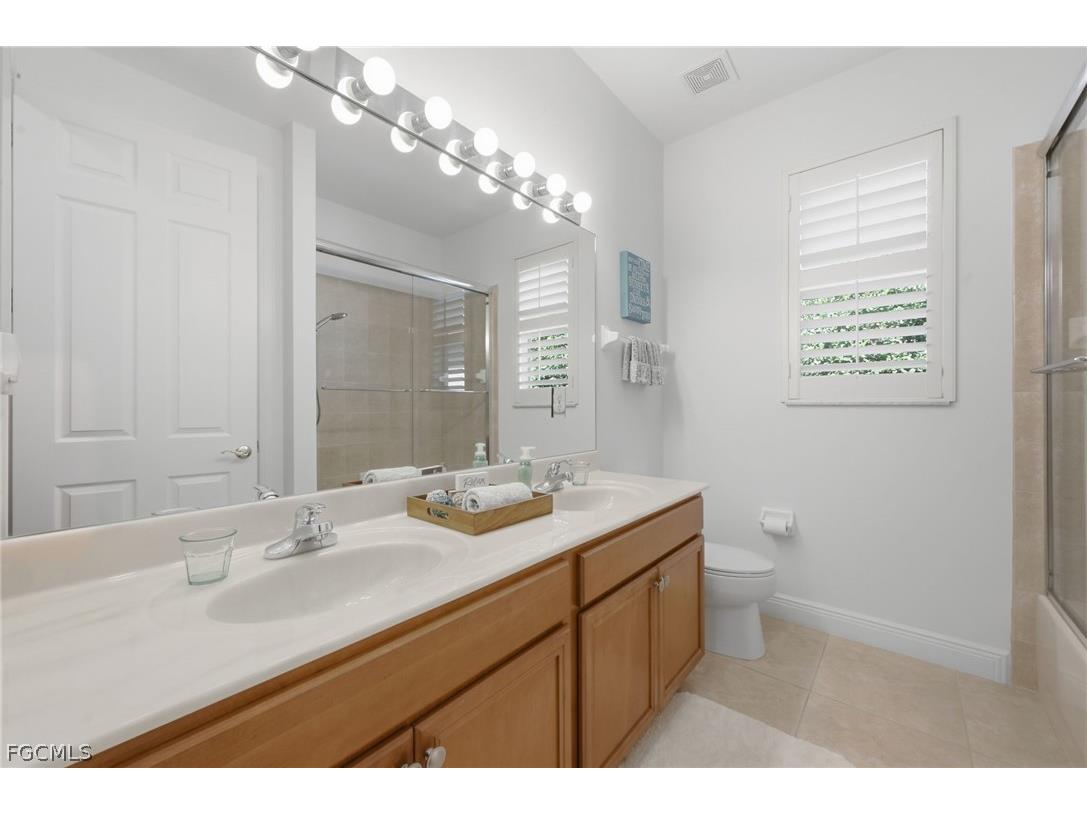 8855 Largo Mar Drive Estero FL 33967 2026007135 image21