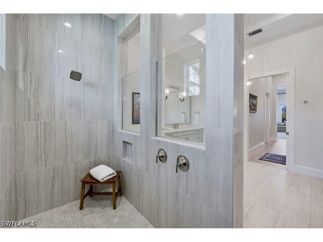 8859 Nevis Way Naples FL 34112 226015951 image26