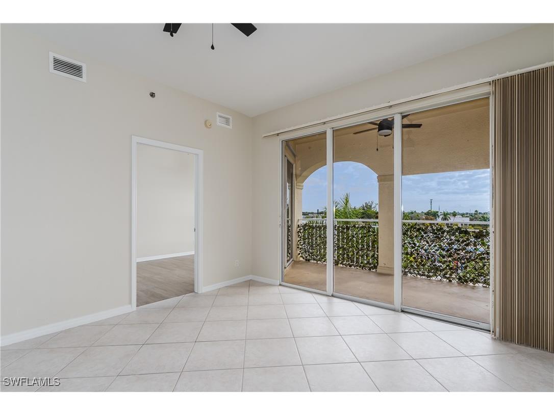 886 Park Avenue #402 Marco Island FL 34145 226004579 image21