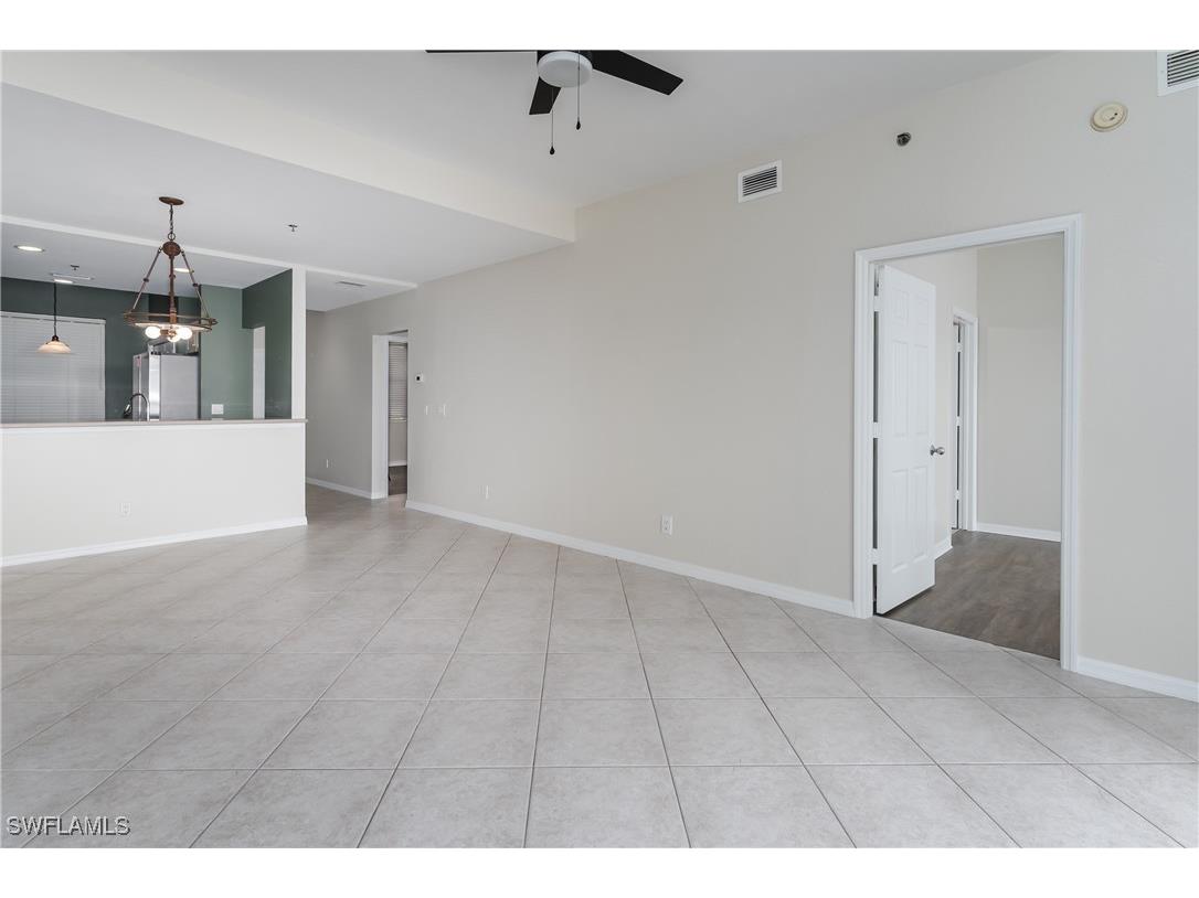 886 Park Avenue #402 Marco Island FL 34145 226004579 image3