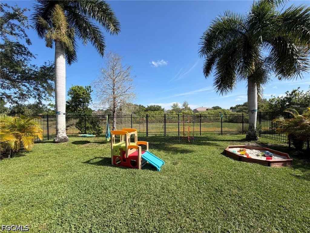 8860 Fawn Ridge Drive Fort Myers FL 33912 2026018172 image16