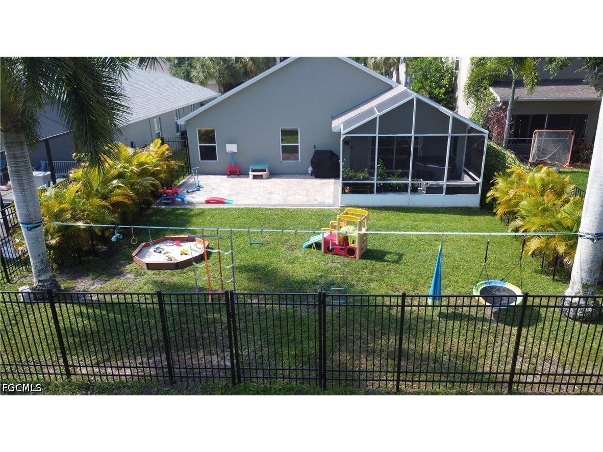 8860 Fawn Ridge Drive Fort Myers FL 33912 2026018172 image2