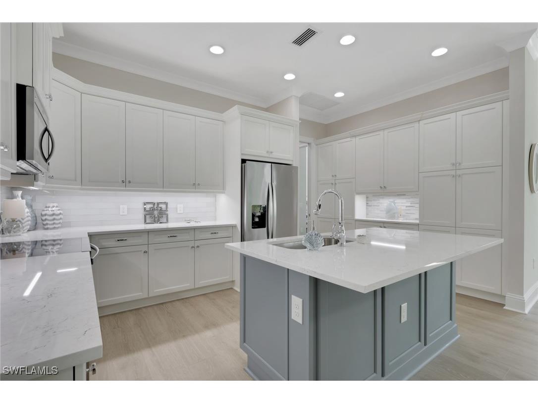 8861 Yucatan Court Naples FL 34112 225081364 image9