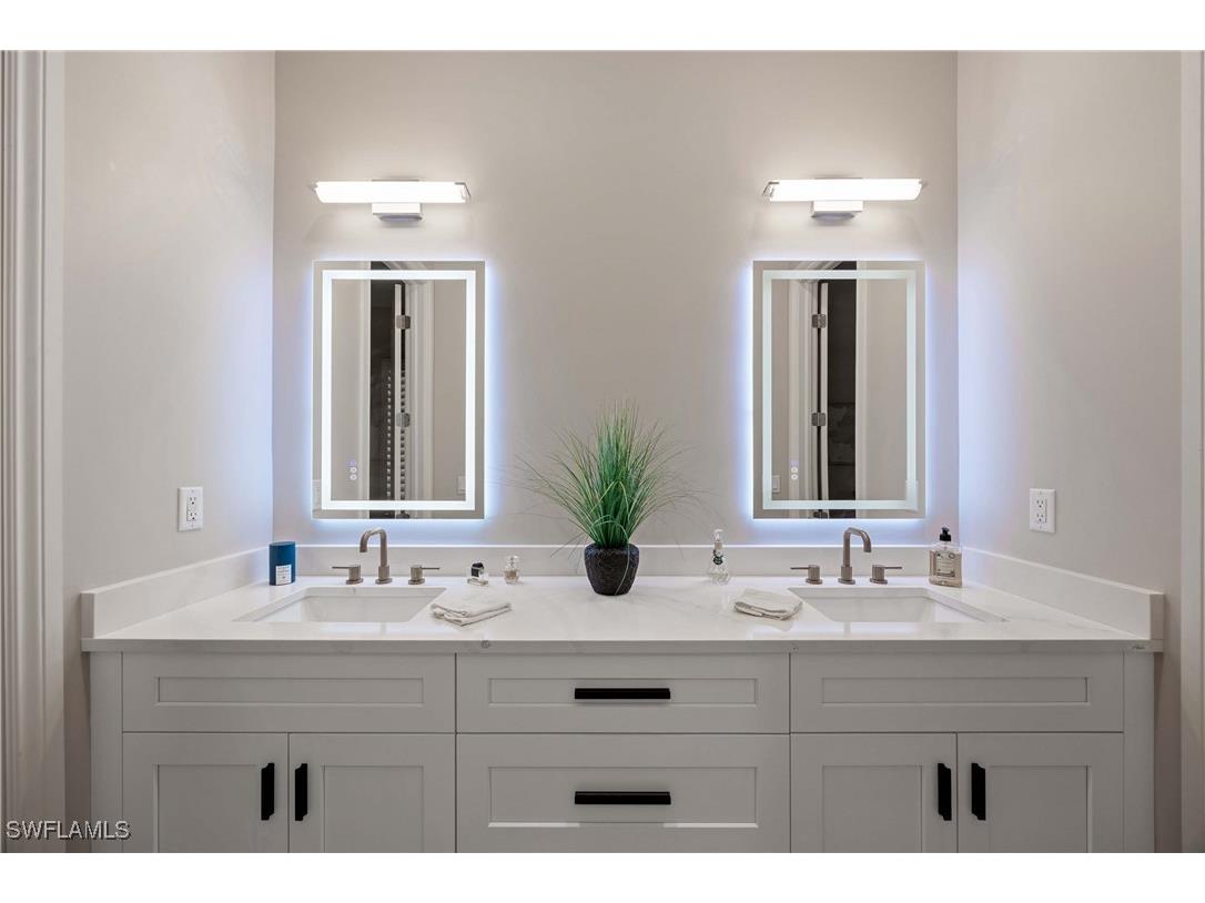 8862 Shenendoah Circle Naples FL 34113 225057928 image30