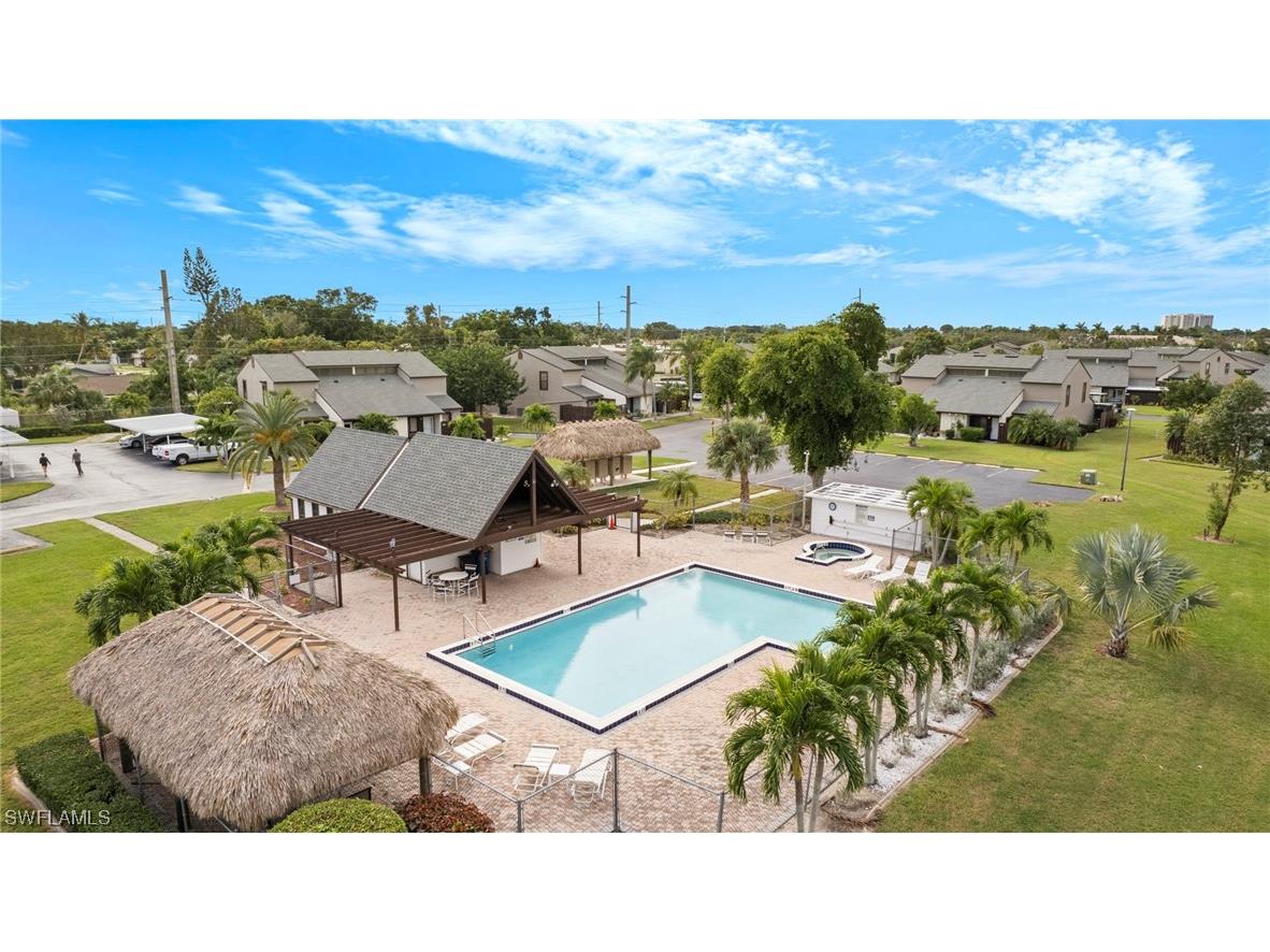 8863 Somerset Boulevard Fort Myers FL 33919 223061898 image1