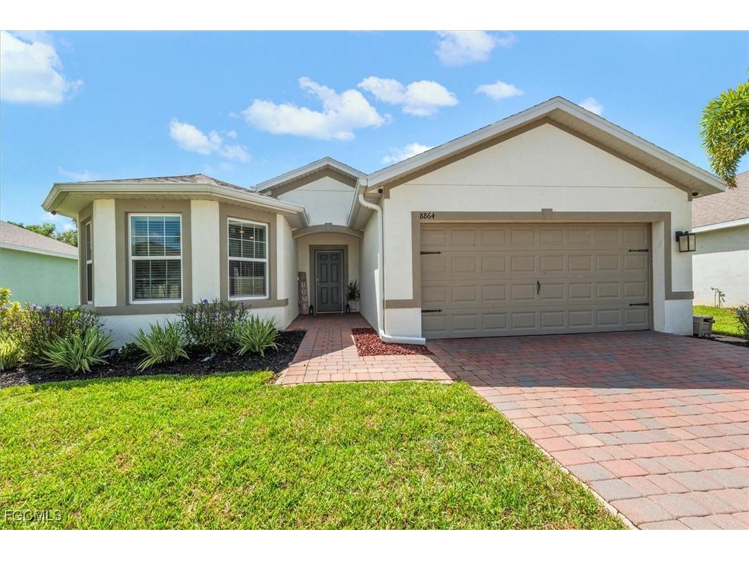 8864 Cascade Price Circle North Fort Myers FL 33917 2025008479 image1