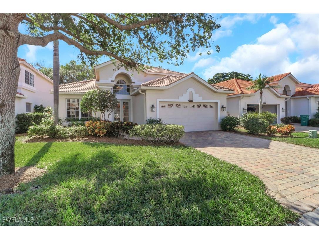 8864 Ventura Way Naples FL 34109 224089501 image1