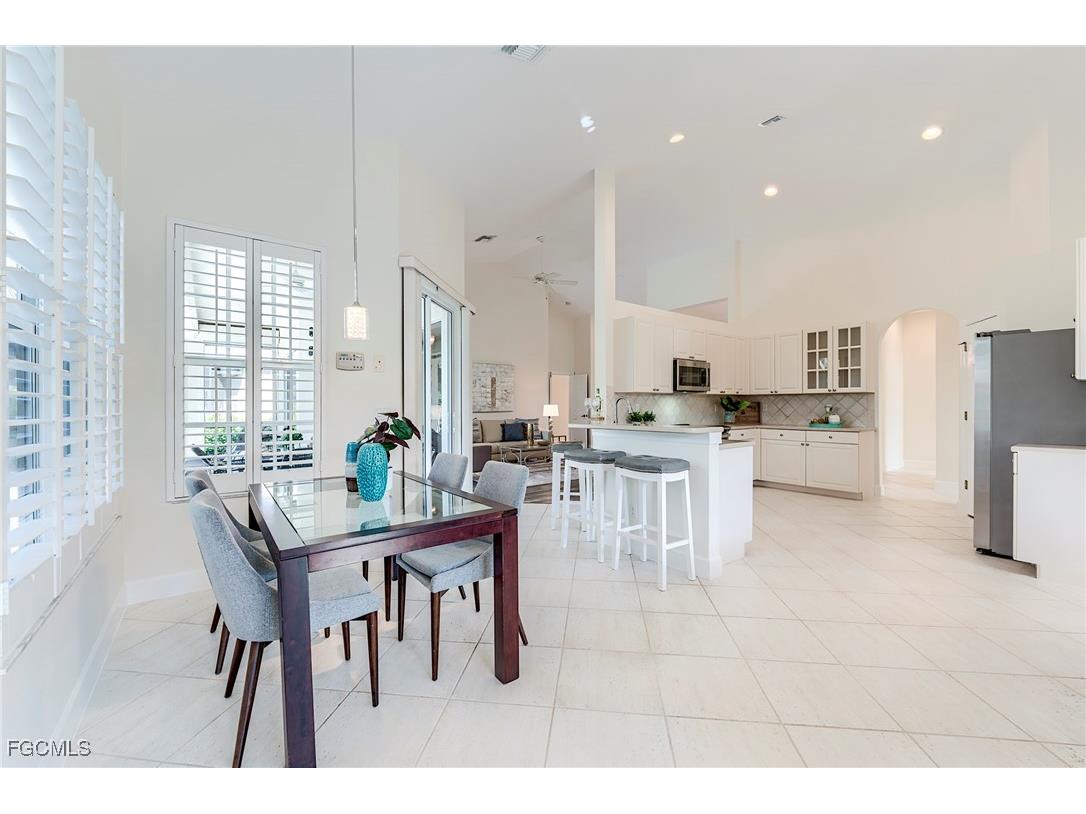 8865 New Castle Drive Fort Myers FL 33908 2025008442 image16