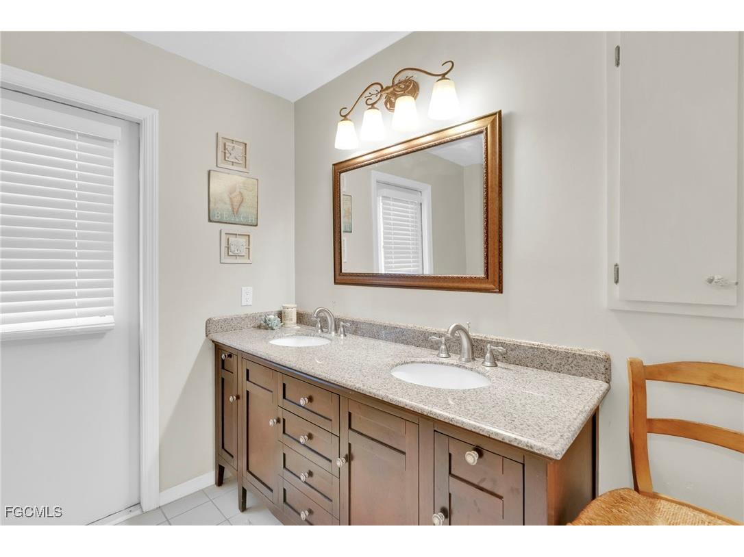 8866 Banyan Cove Circle Fort Myers FL 33919 2026001946 image31