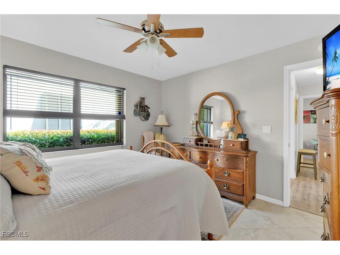 8866 Banyan Cove Circle Fort Myers FL 33919 2026001946 image33