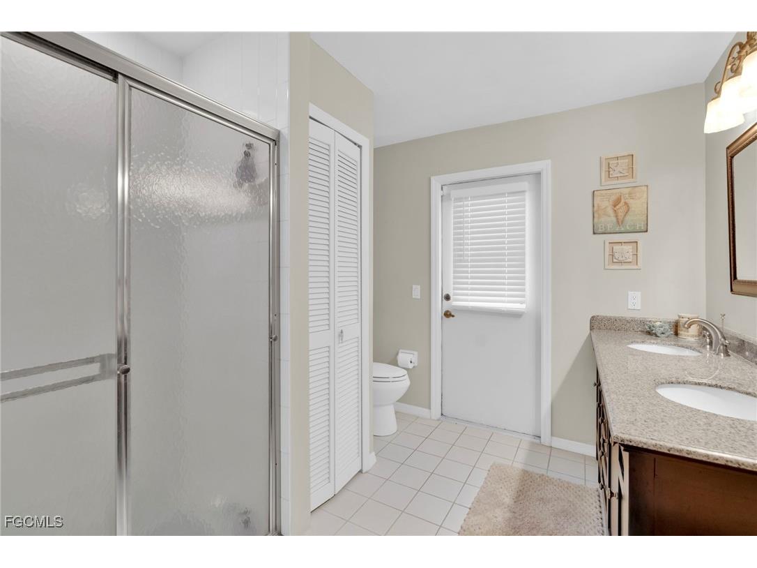 8866 Banyan Cove Circle Fort Myers FL 33919 2026001946 image38