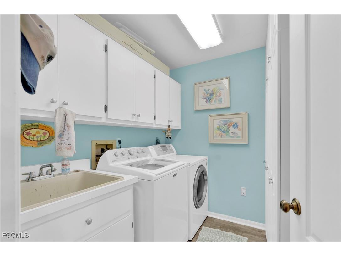 8866 Banyan Cove Circle Fort Myers FL 33919 2026001946 image40