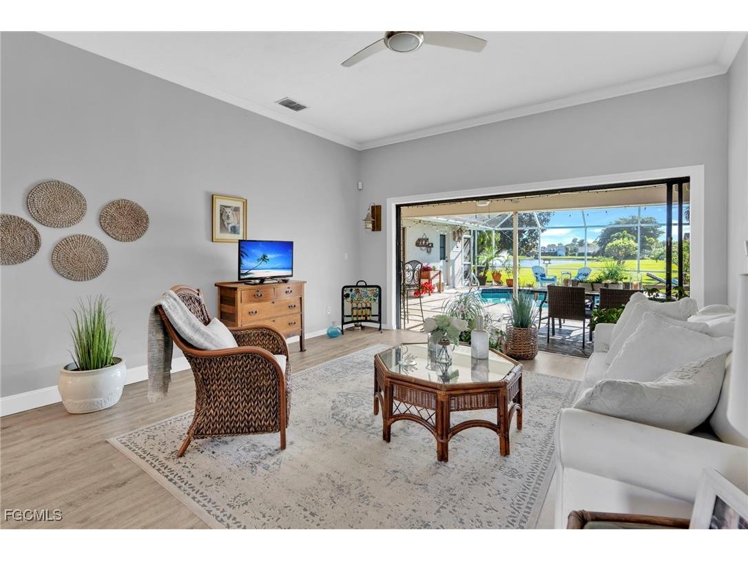 8866 Banyan Cove Circle Fort Myers FL 33919 2026001946 image6