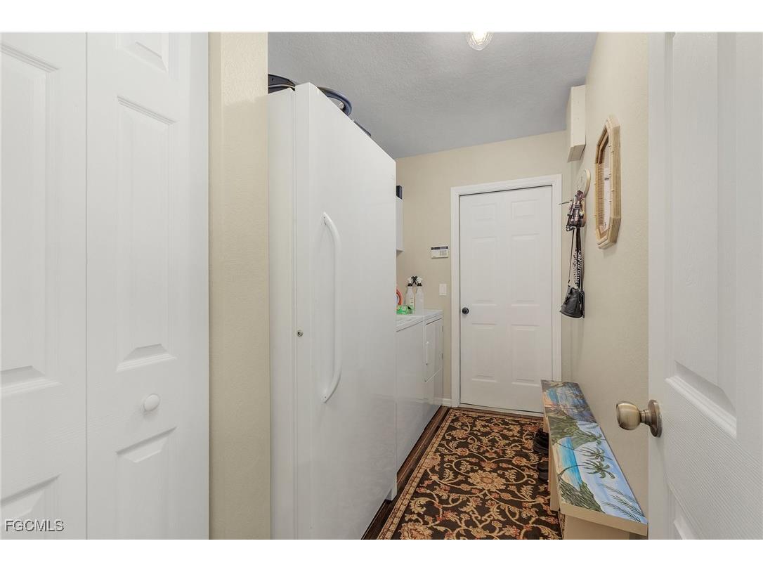 8867 Staghorn Way Fort Myers FL 33908 2025008330 image19