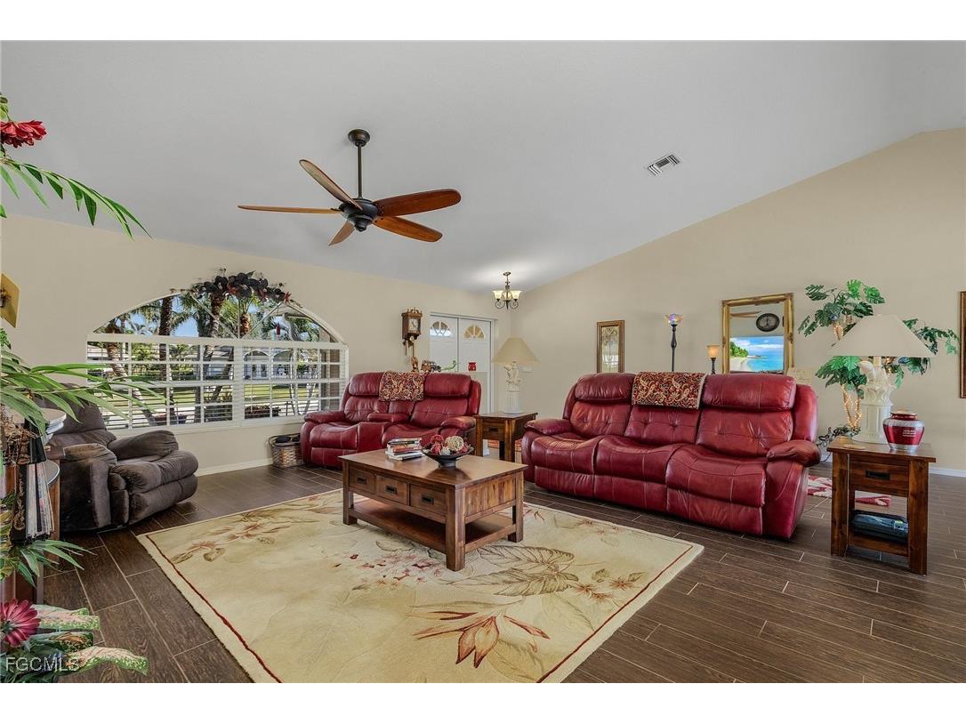 8867 Staghorn Way Fort Myers FL 33908 2025008330 image20