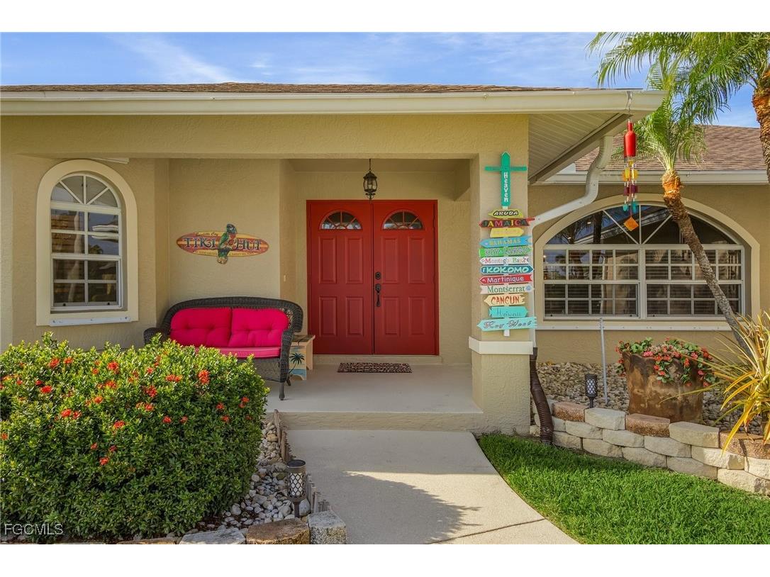 8867 Staghorn Way Fort Myers FL 33908 2025008330 image3