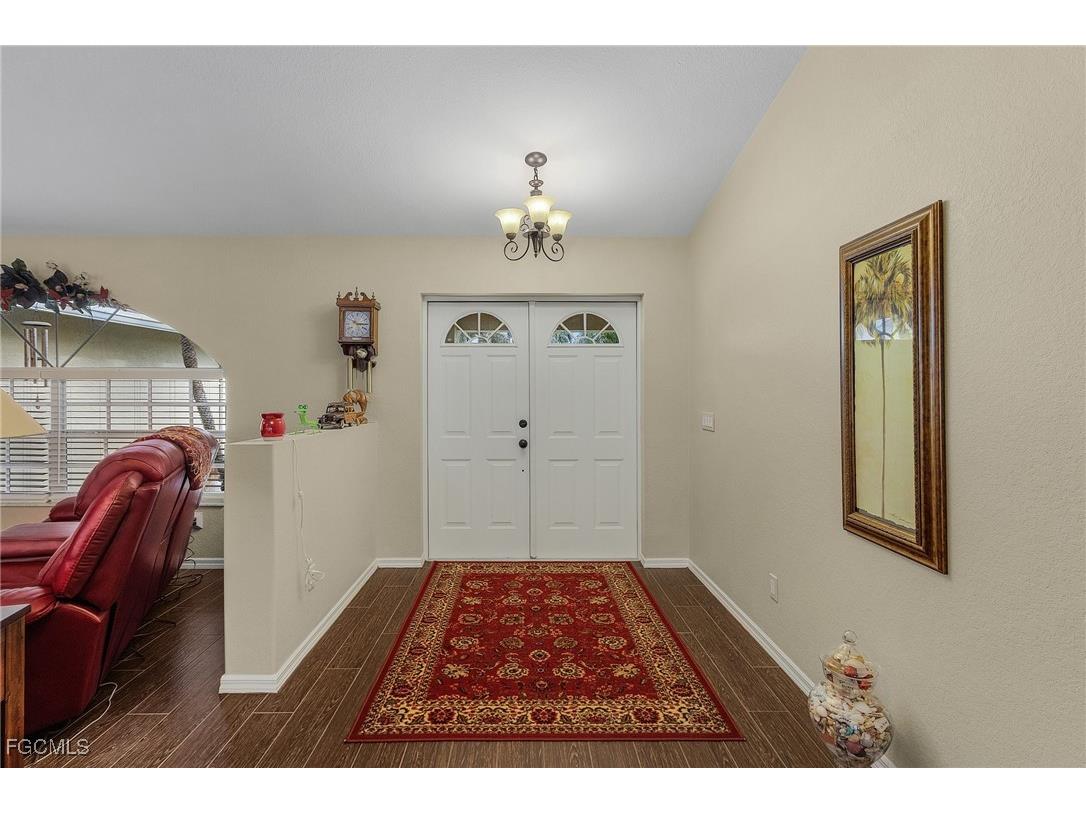 8867 Staghorn Way Fort Myers FL 33908 2025008330 image4