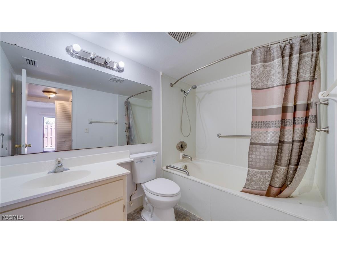 8867 Somerset Boulevard Fort Myers FL 33919 2026002537 image15