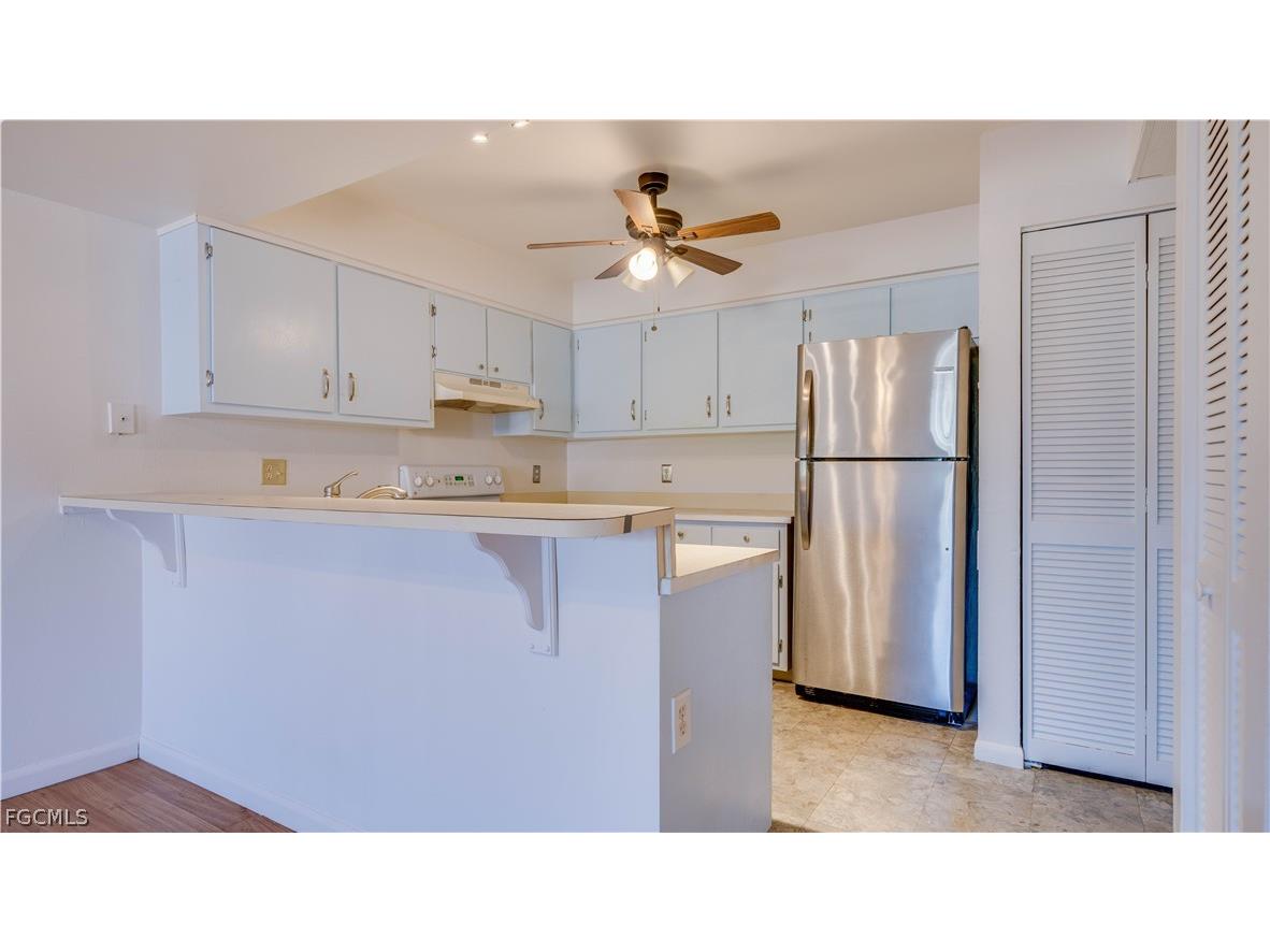 8867 Somerset Boulevard Fort Myers FL 33919 2026002537 image6