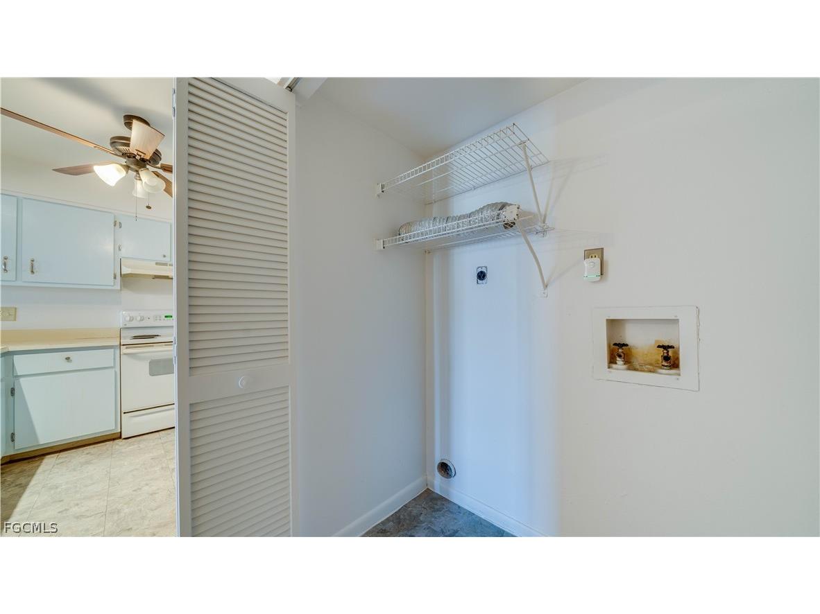 8867 Somerset Boulevard Fort Myers FL 33919 2026002537 image8