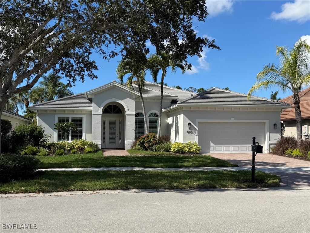 8868 Mustang Island Circle Naples FL 34113 226001245 image1