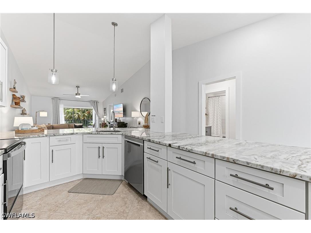 887 Gulf Pavilion Drive #203 Naples FL 34108 226017582 image9