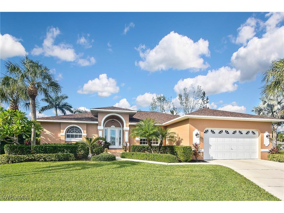 8871 Woodgate Drive Fort Myers FL 33908 223083536 image1