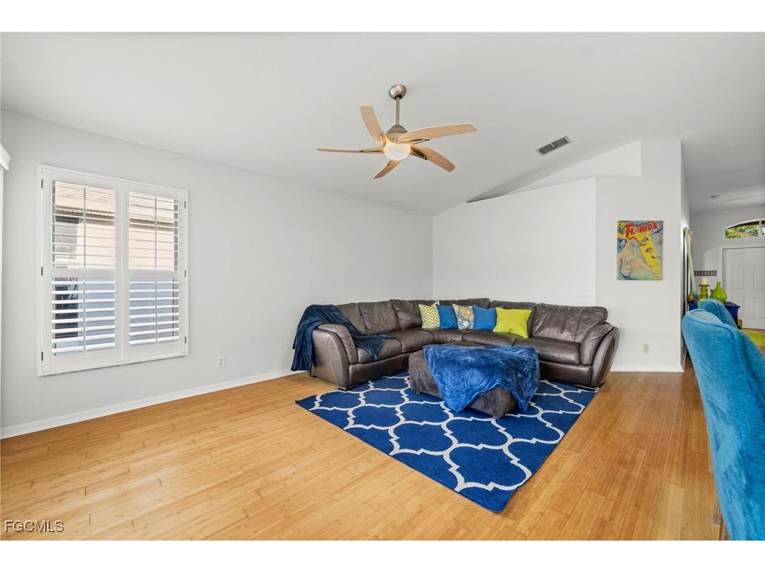 8872 Cedar Hollow Drive Fort Myers FL 33912 2025012533 image34