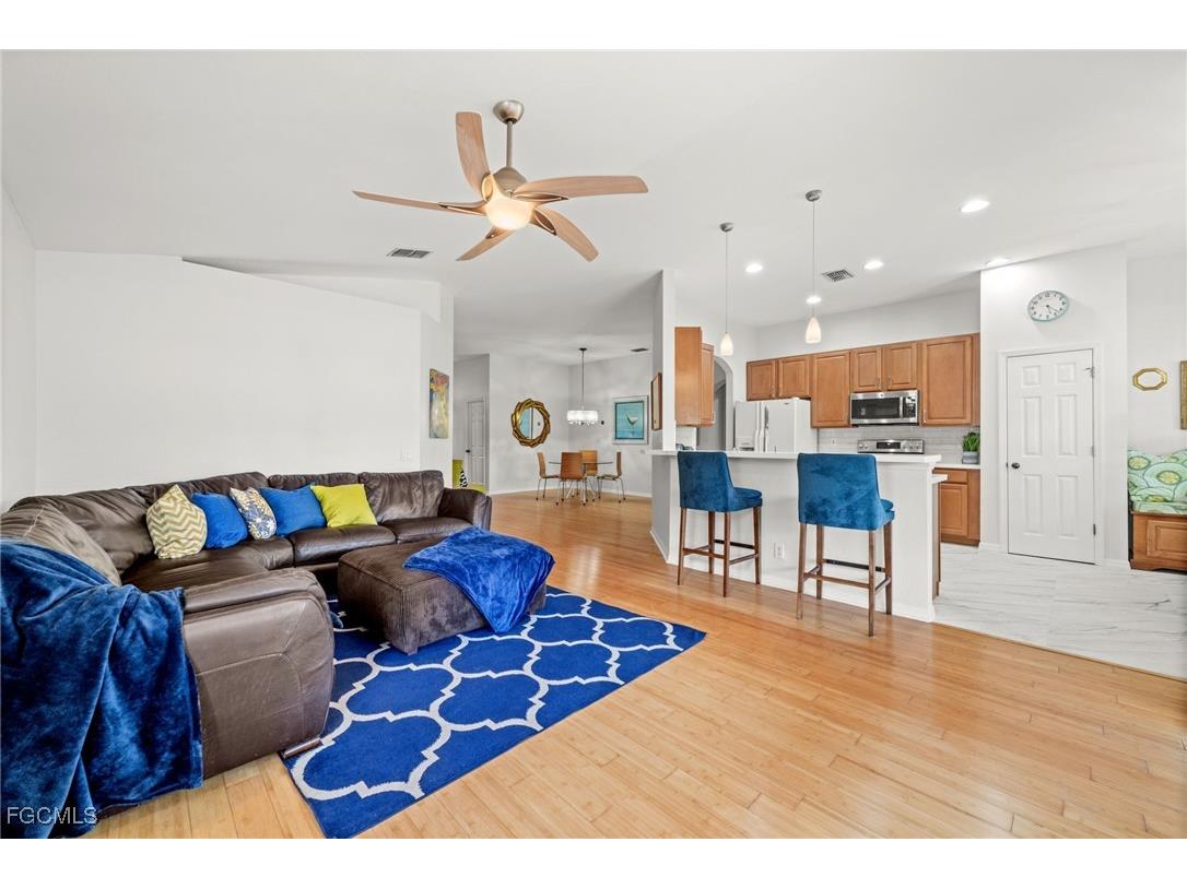 8872 Cedar Hollow Drive Fort Myers FL 33912 2025012533 image6