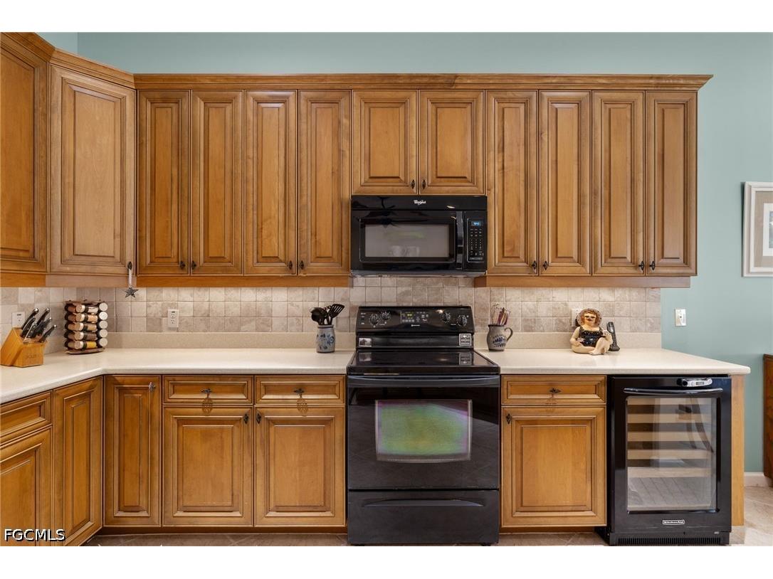 8872 King Henry Court Fort Myers FL 33908 2026029385 image6