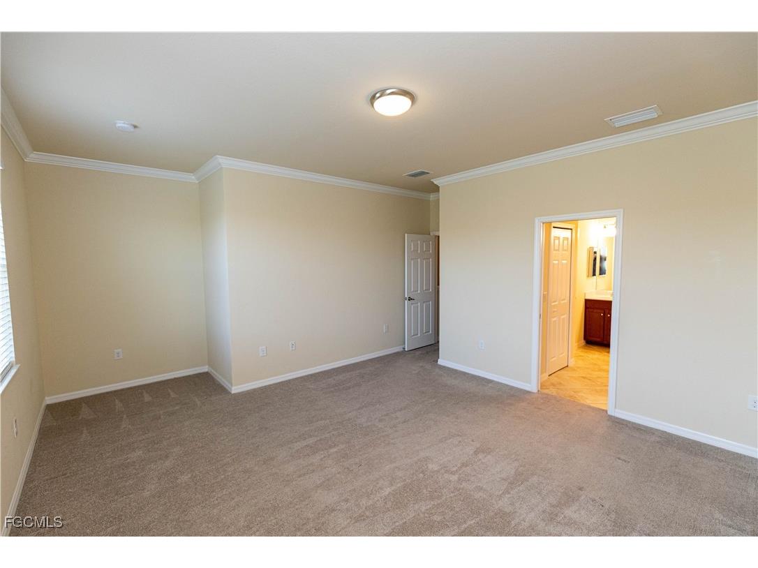 8877 Via Isola Court Fort Myers FL 33966 2025006729 image14