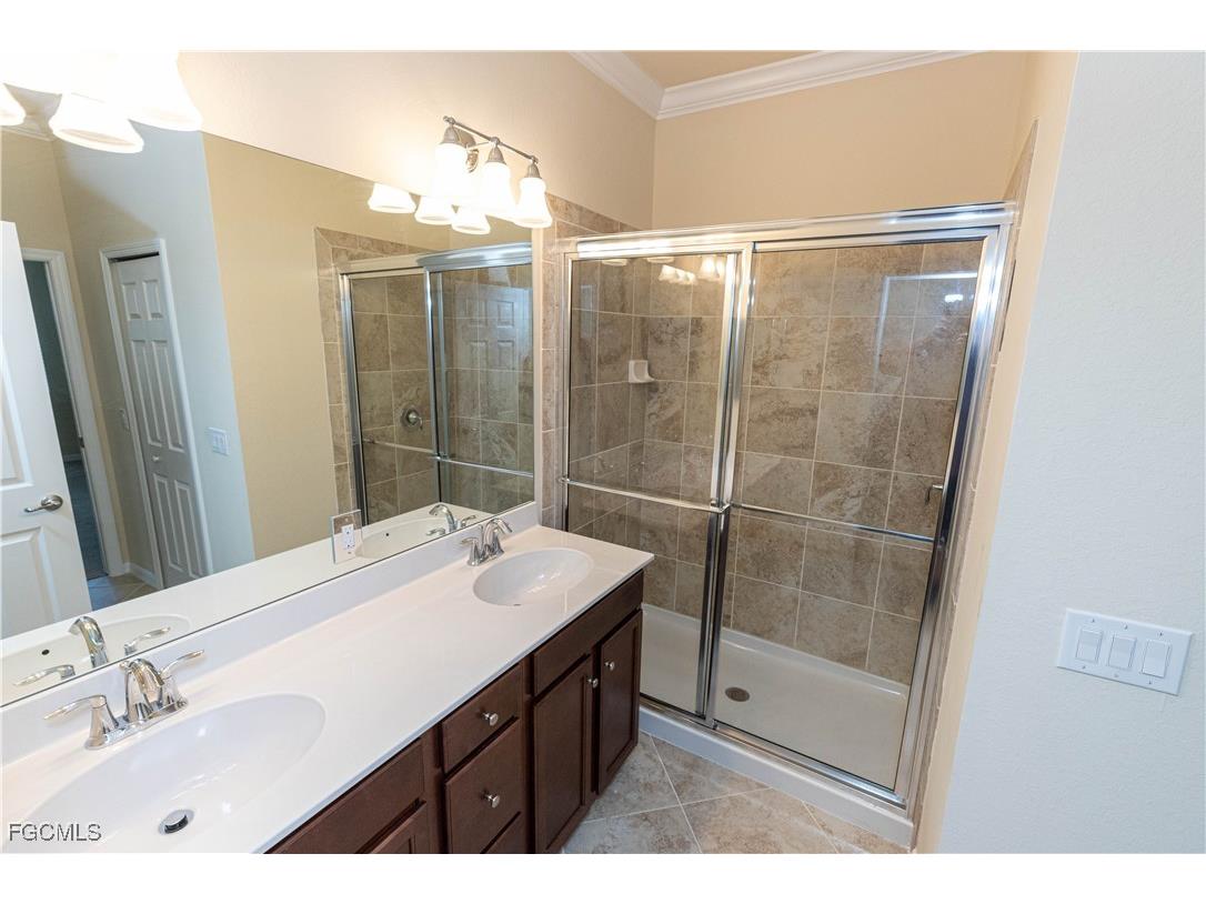 8877 Via Isola Court Fort Myers FL 33966 2025006729 image15