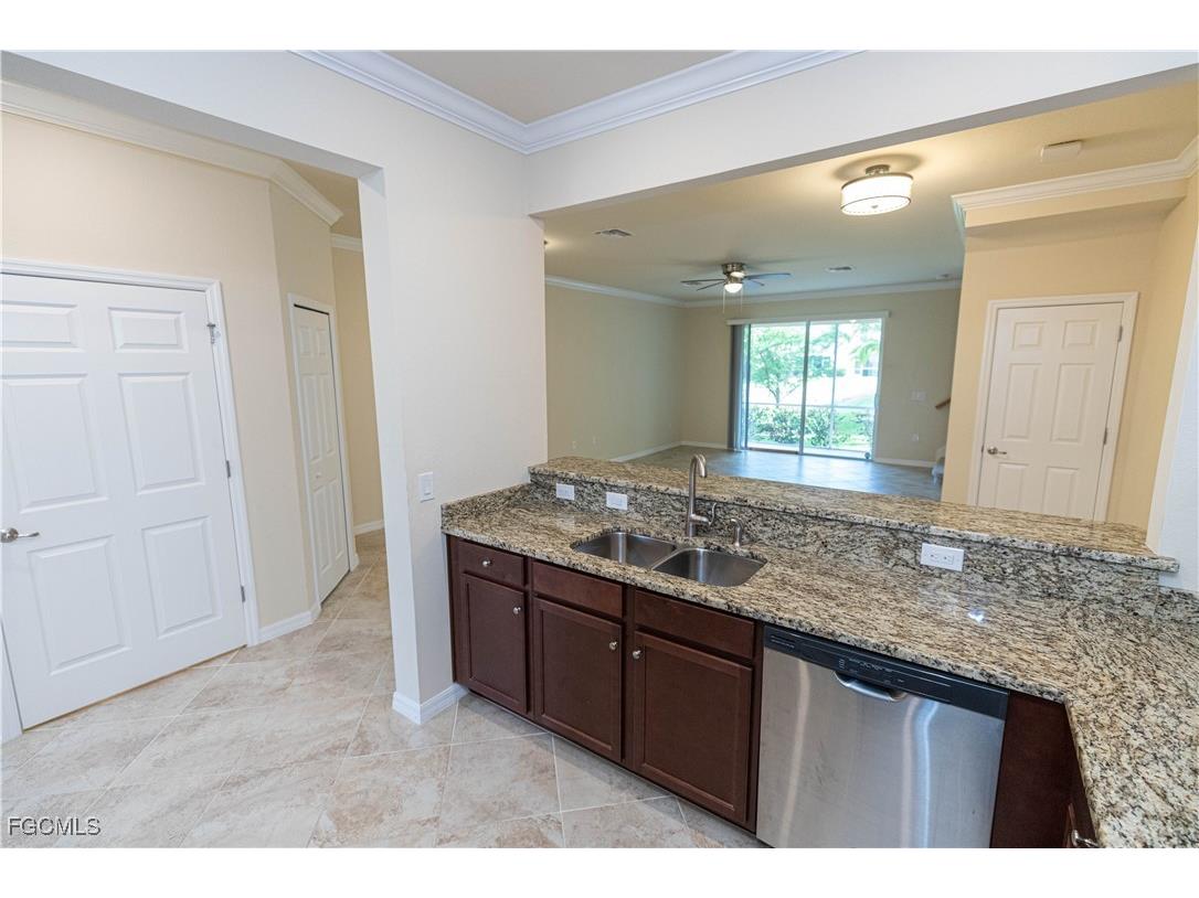 8877 Via Isola Court Fort Myers FL 33966 2025006729 image5