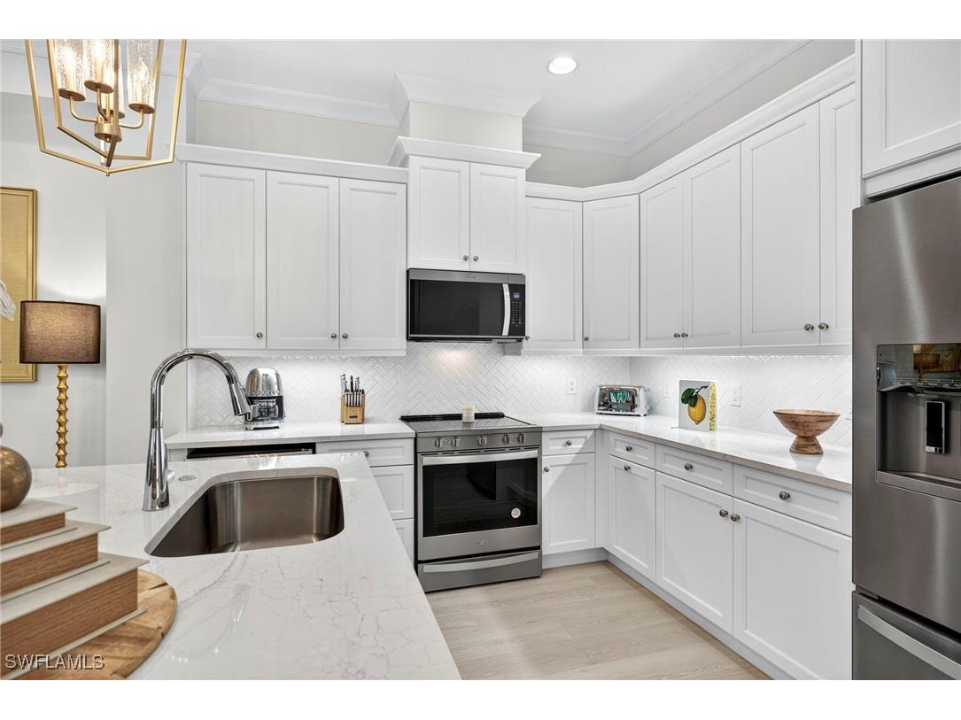 8877 Yucatan Court Naples FL 34112 225075741 image11