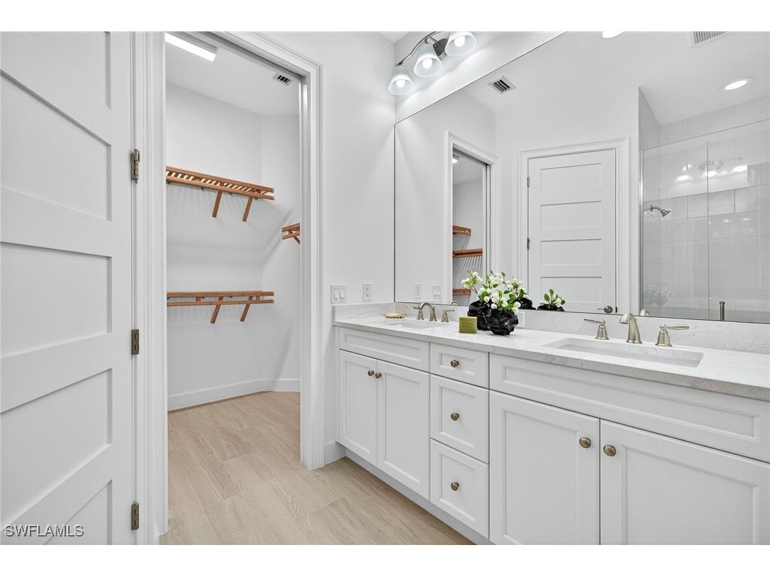 8877 Yucatan Court Naples FL 34112 225075741 image19
