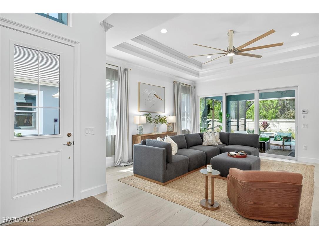 8877 Yucatan Court Naples FL 34112 225075741 image2