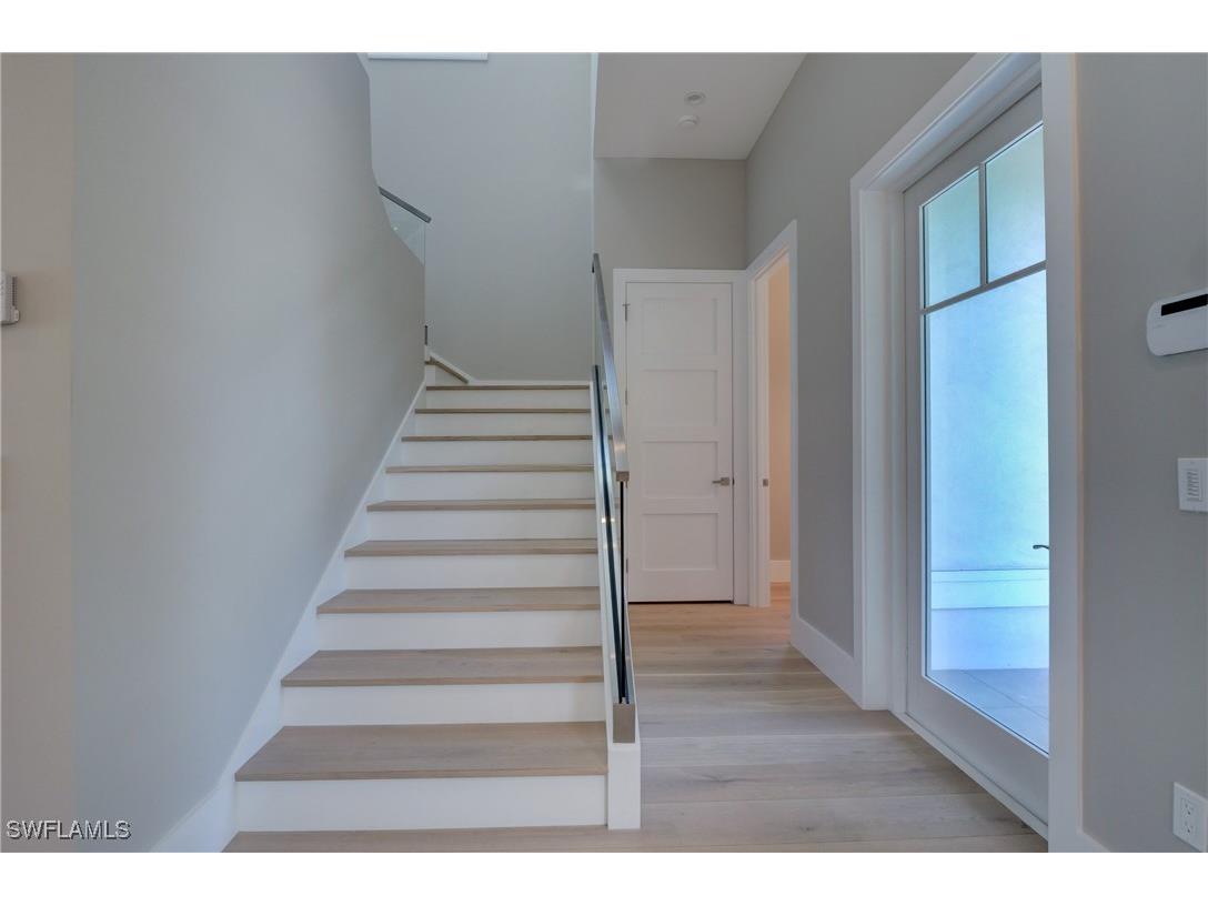 888 10th Avenue S Naples FL 34102 225070613 image12