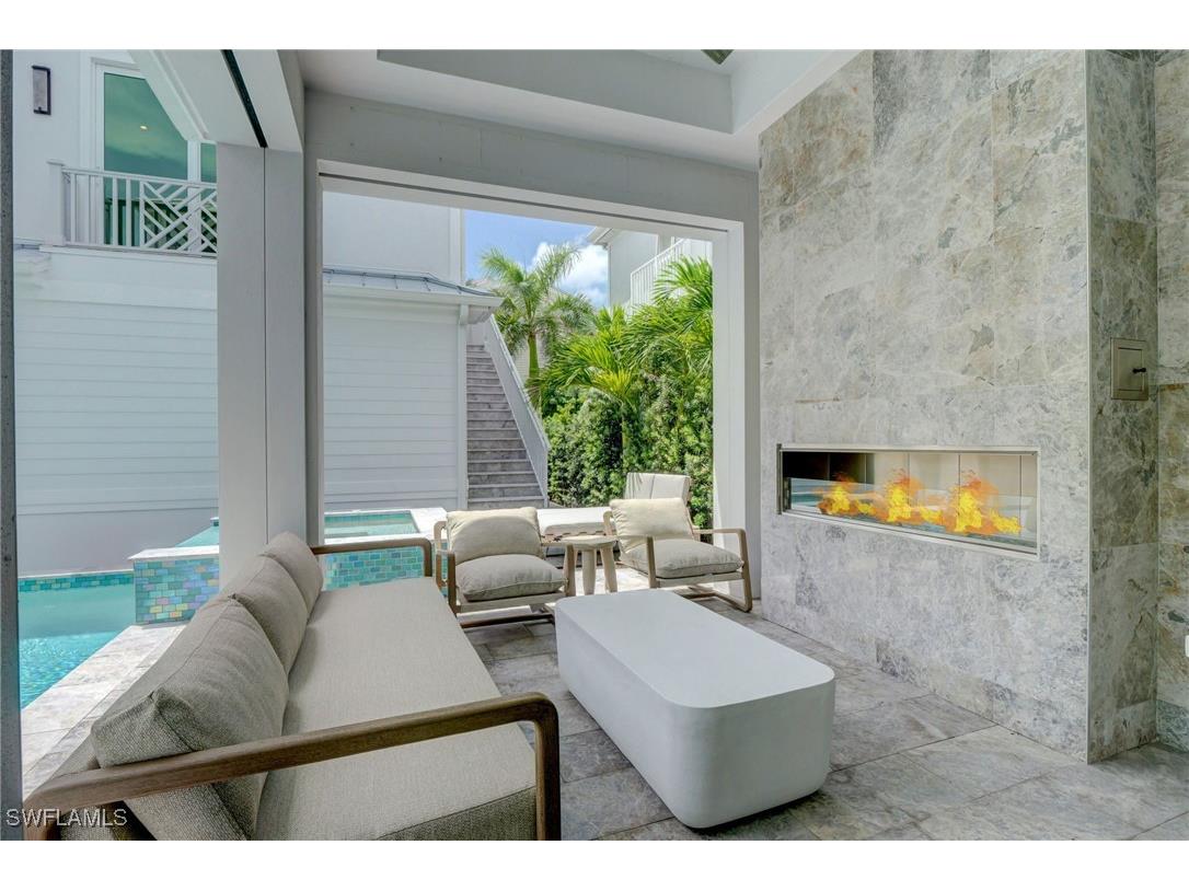 888 10th Avenue S Naples FL 34102 225070613 image5