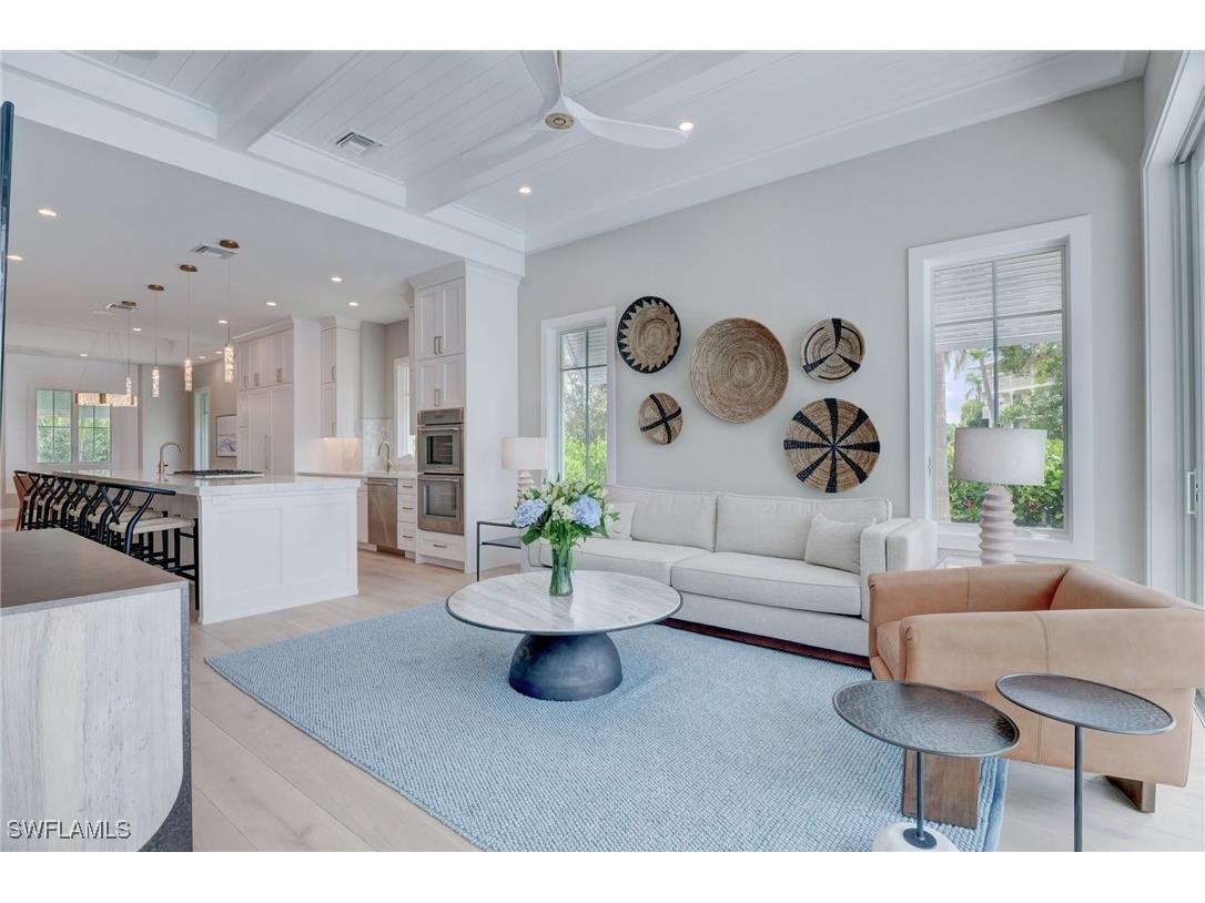 888 10th Avenue S Naples FL 34102 225070613 image7