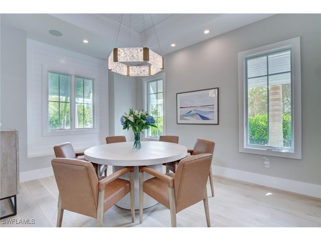 888 10th Avenue S Naples FL 34102 225070613 image8