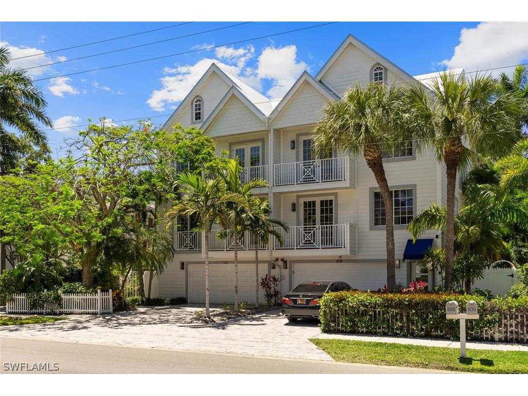 888 10th Street S #101 Naples FL 34102 226009752 image1