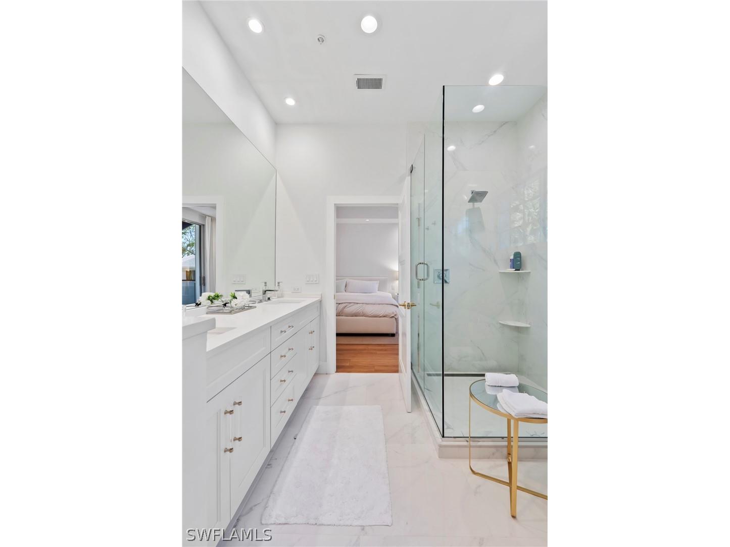 888 10th Street S #101 Naples FL 34102 226009752 image18