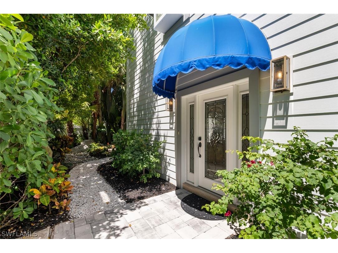 888 10th Street S #101 Naples FL 34102 226009752 image3