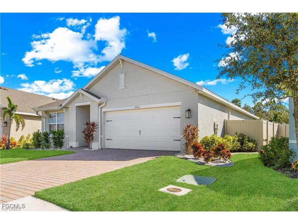 8880 Cascade Price Circle North Fort Myers FL 33917 2025014582 image2