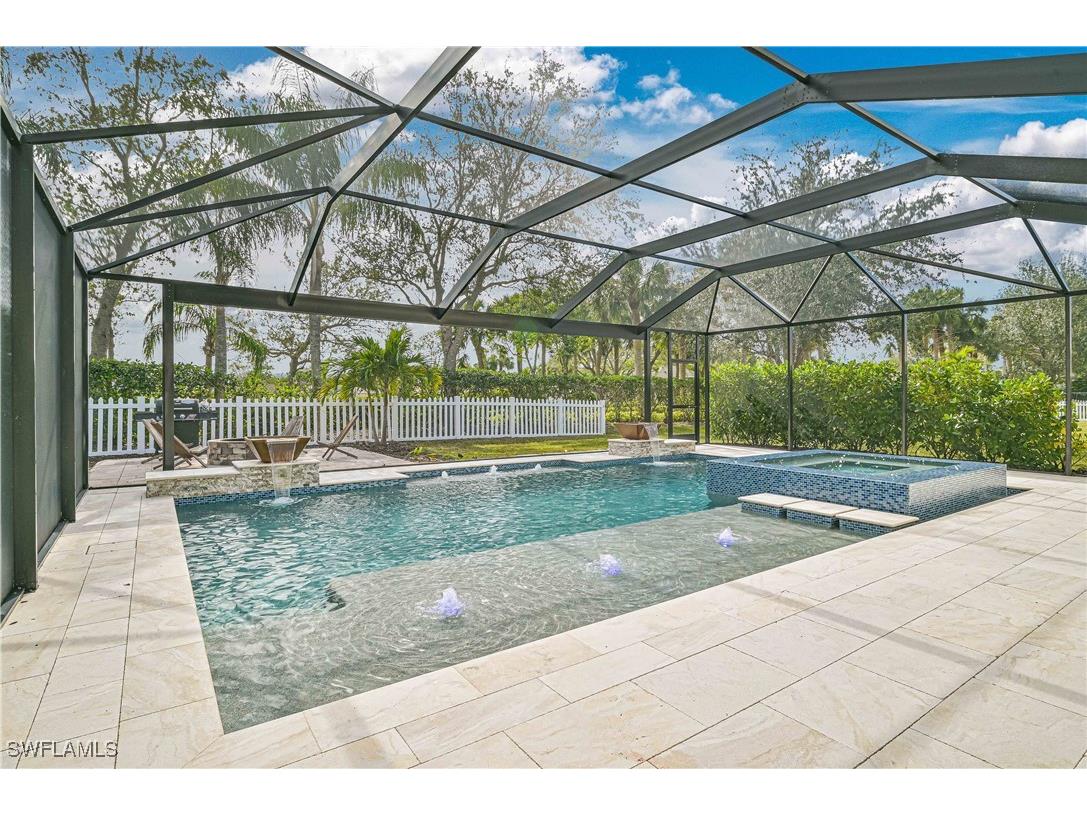 8883 Falcon Pointe Loop Fort Myers FL 33912 225010512 image1