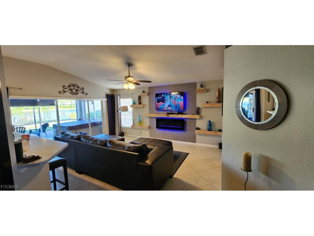 8884 Cedar Hollow Drive Fort Myers FL 33912 2025017958 image13